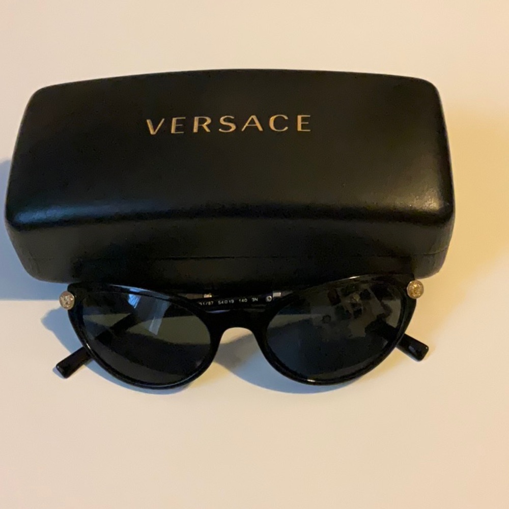 Authentic Versace cat eyes sunglasses